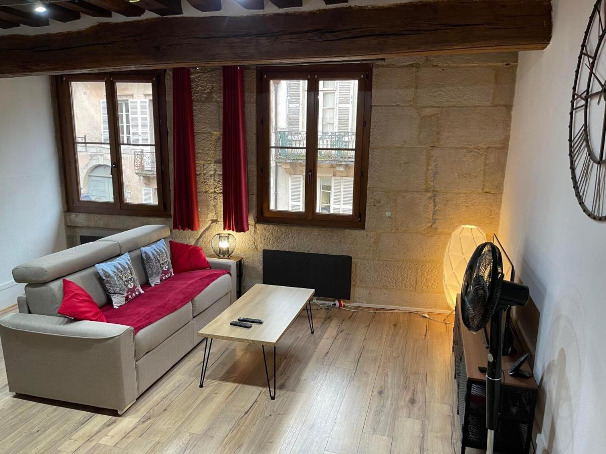 Appartements chez Delphine et Guillaume au coeur de Semur en Auxois Extérieur photo